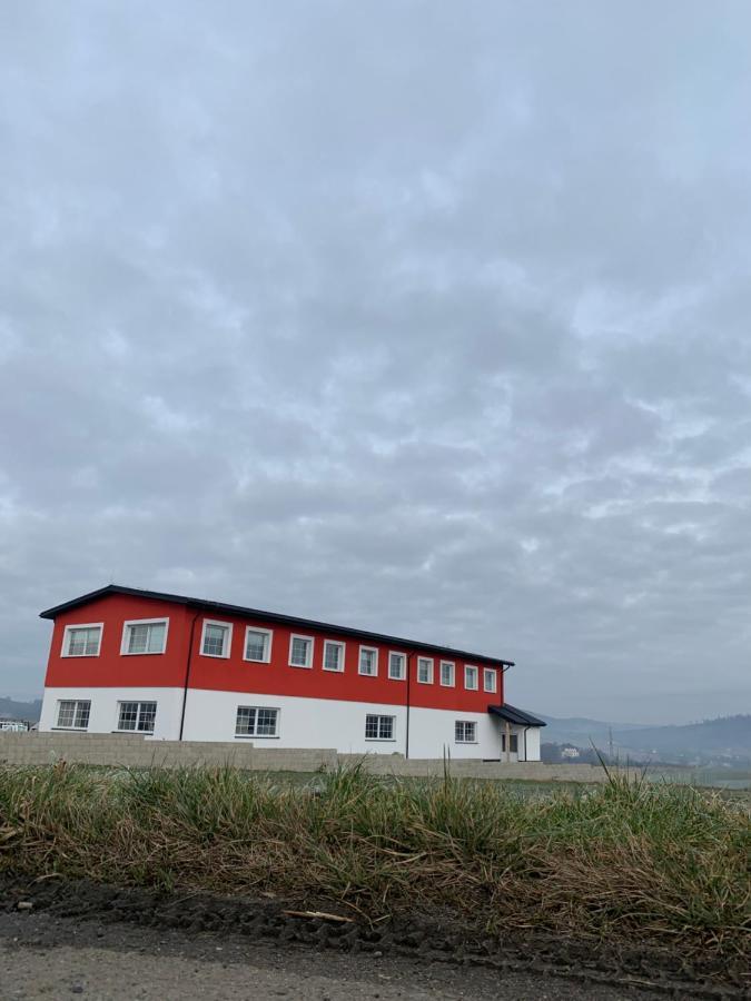 Apartamenty Czerwona Stodola クウォツコ エクステリア 写真