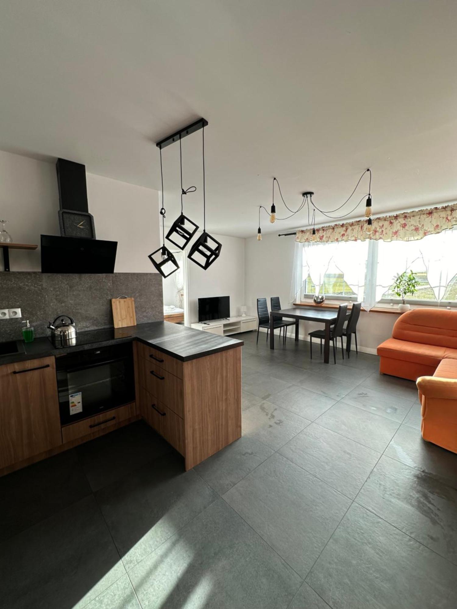 Apartamenty Czerwona Stodola クウォツコ エクステリア 写真