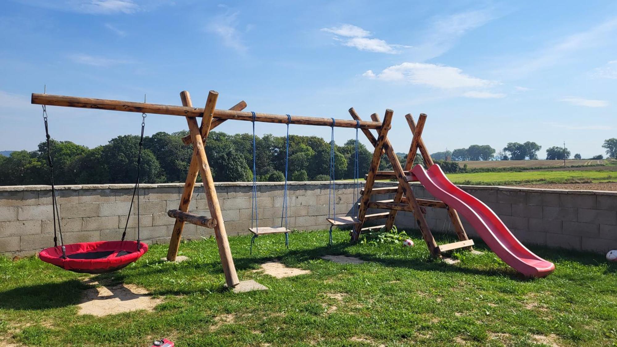 Apartamenty Czerwona Stodola クウォツコ エクステリア 写真