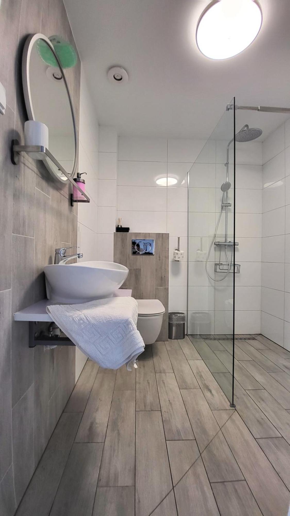 Apartamenty Czerwona Stodola クウォツコ エクステリア 写真